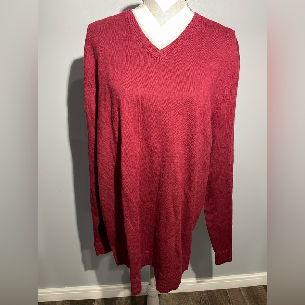 Eddie Bauer Women's V-Neck Sweater in Deep Red